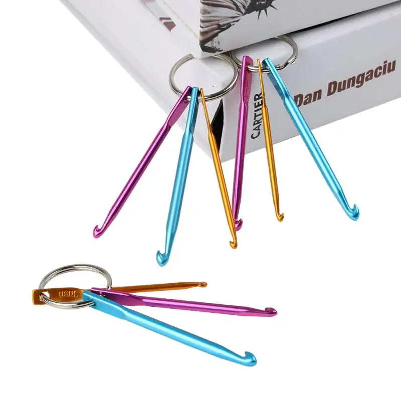 LunArts™ Portable Crochet Hook Set