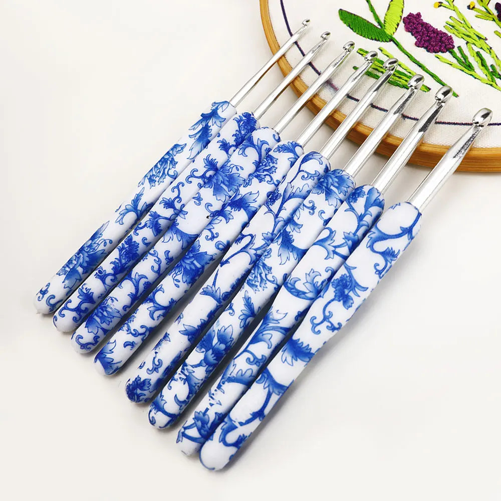 LunArts™ CozyGrip Crochet Hook Set